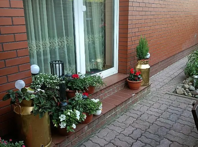 Ogrodek U Eli Apartamento *